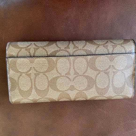 Coach Brown/Tan tote bag with signature canvas and stripe. - Picture 6 of 8